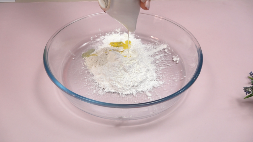 Mélange homogène d'huile de coco et de jojoba